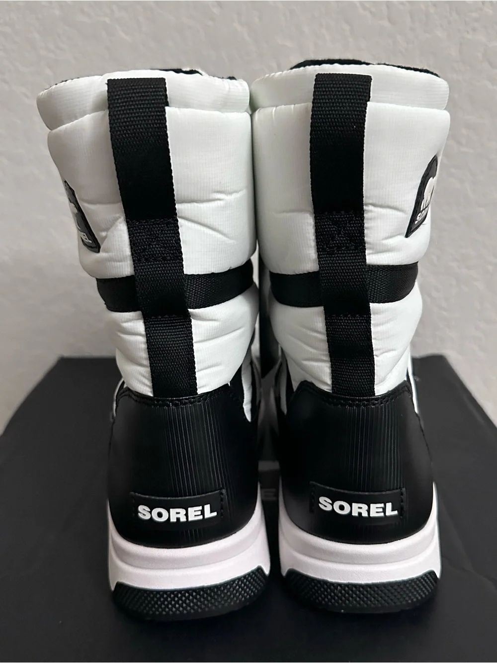 Sorel Whitney III Tall Waterproof Boot Women’s Size 10 Sea Salt/Black